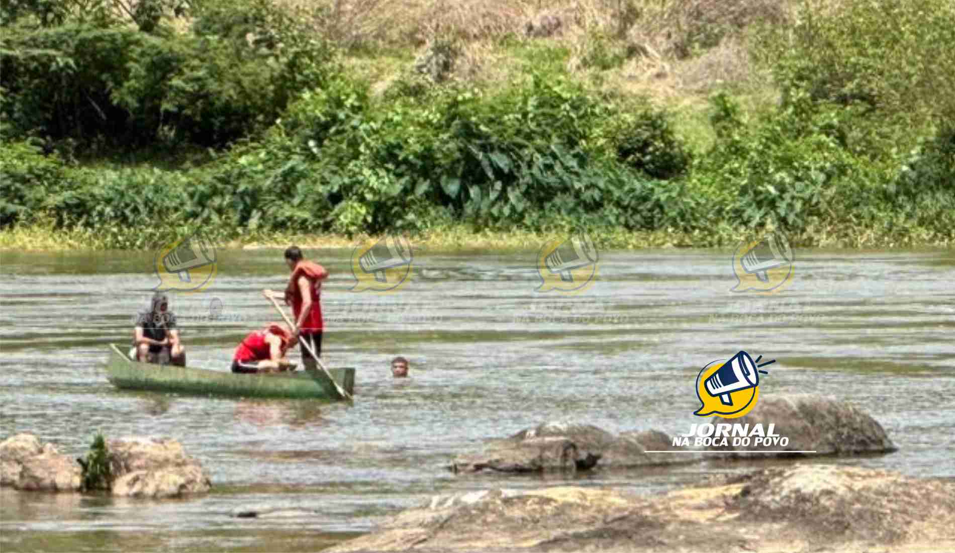 Bombeiros fazem buscas por homem que desapareceu no Rio Pomba em distrito de Cambuci