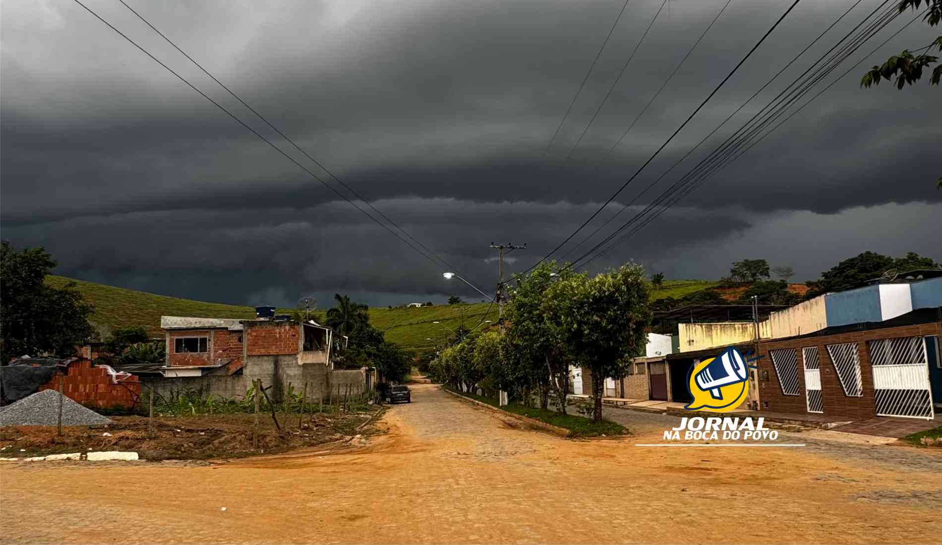 RJ em alerta laranja: INMET emite novos avisos para o estado