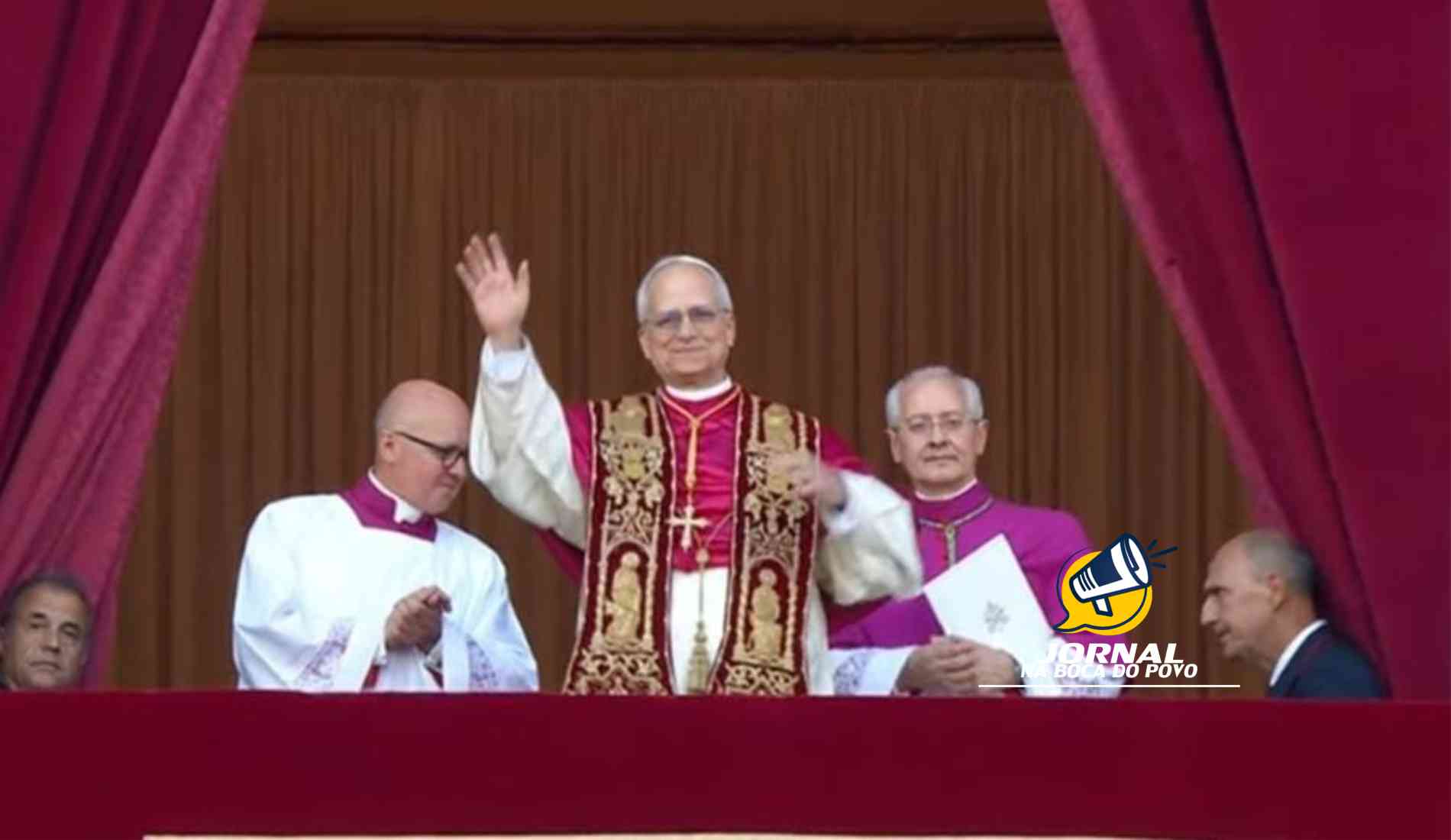 Robert Francis Prevost é eleito Papa e adota o nome de Leão XIV