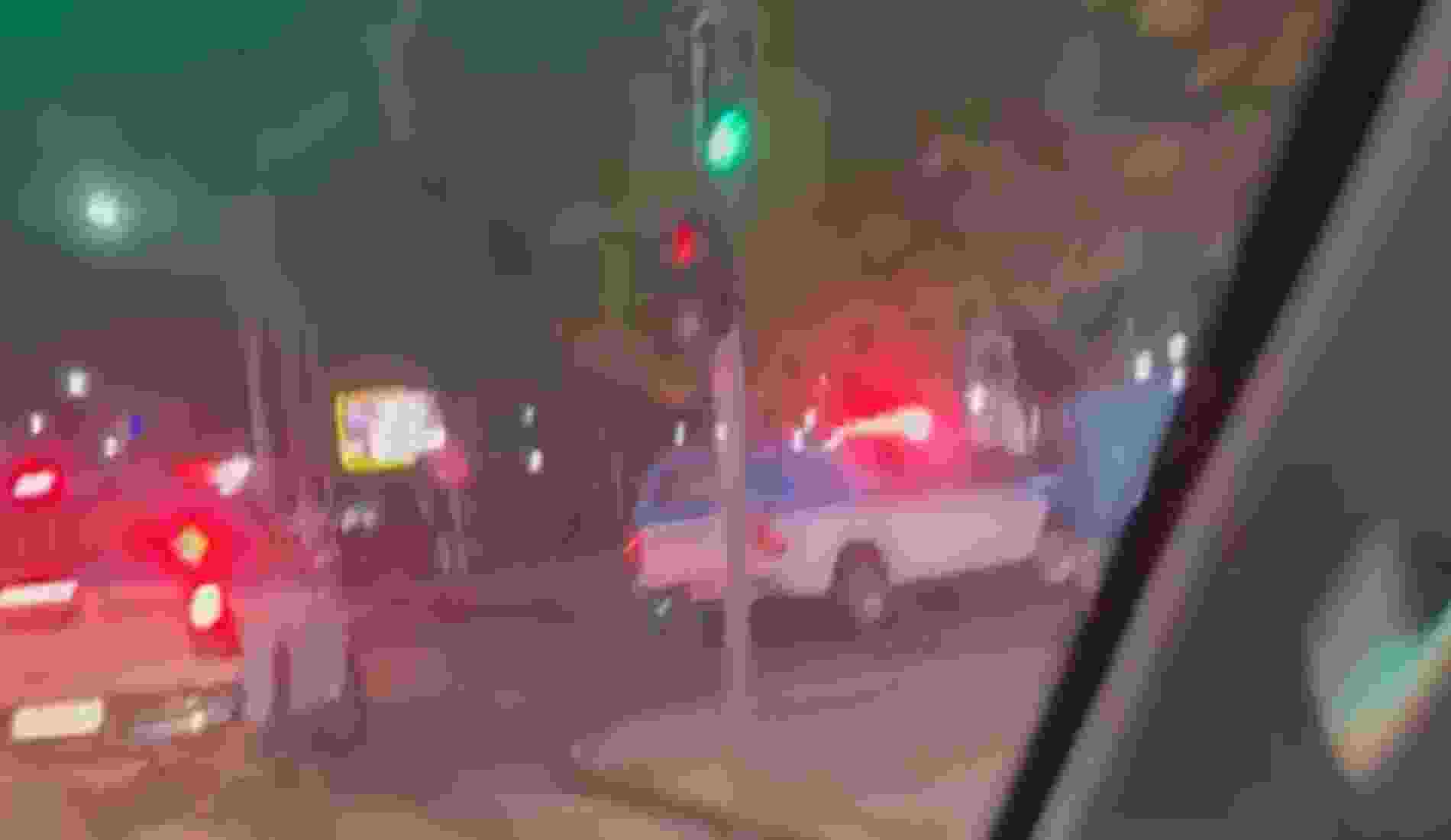 Mulher é presa após esfaquear homem em Pádua; havia mandado de prisão contra ela