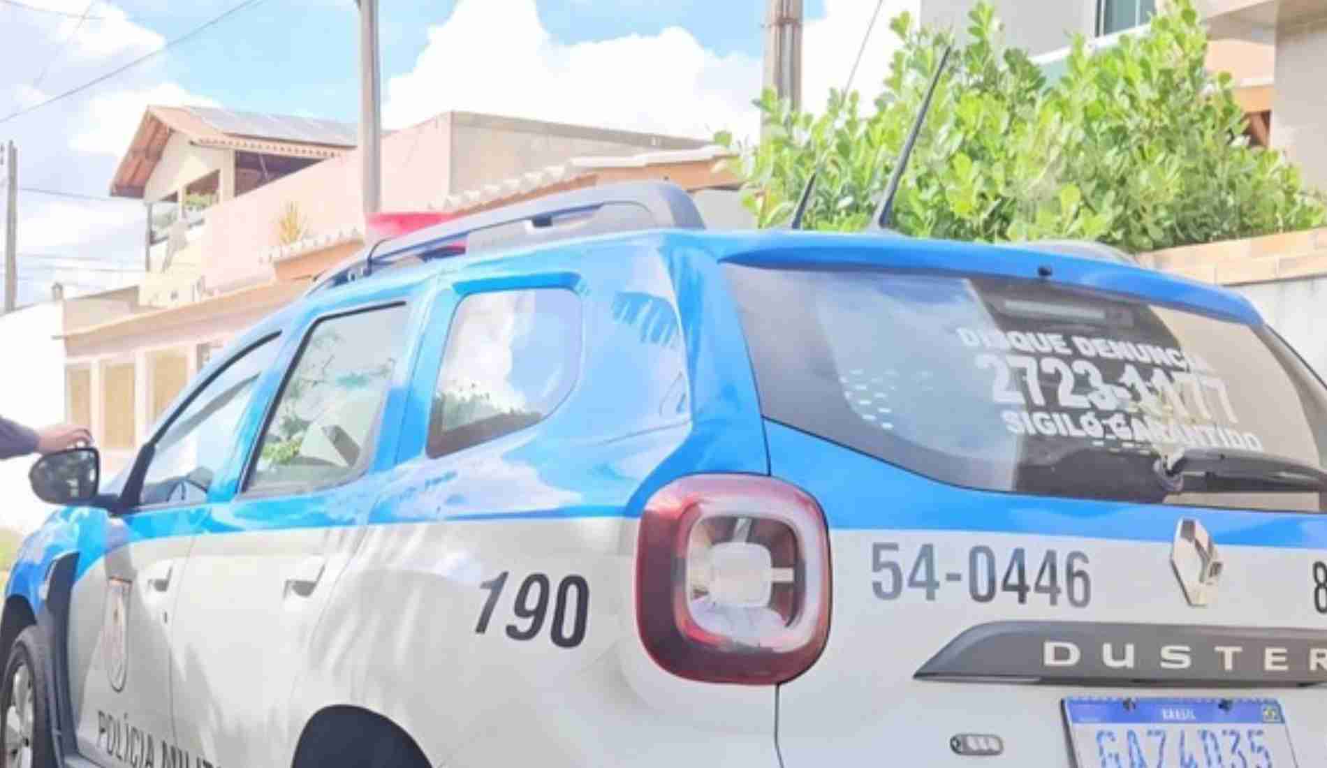 Homem tenta invadir casa pelo telhado e é morto a tiros pelo proprietário em Campos