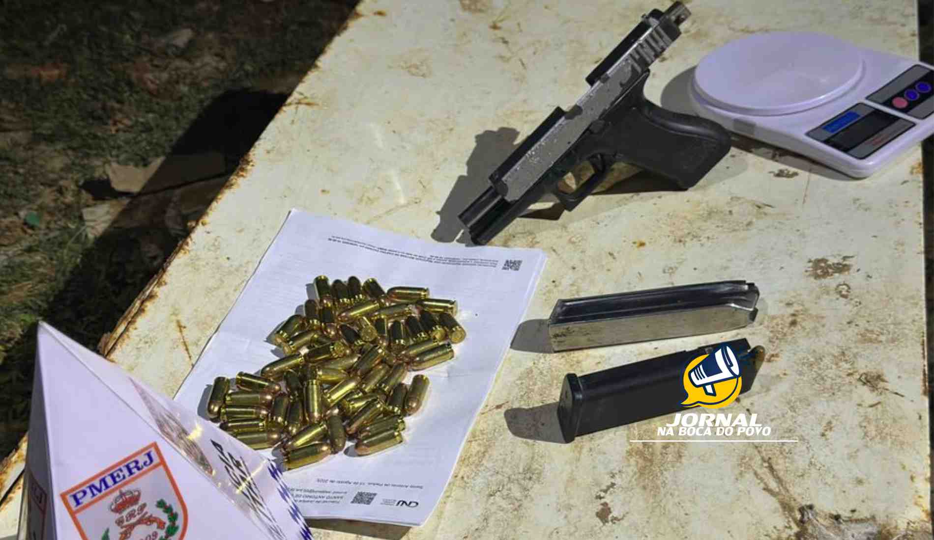 Polícia apreende arma com kit rajada em Santo Antônio de Pádua