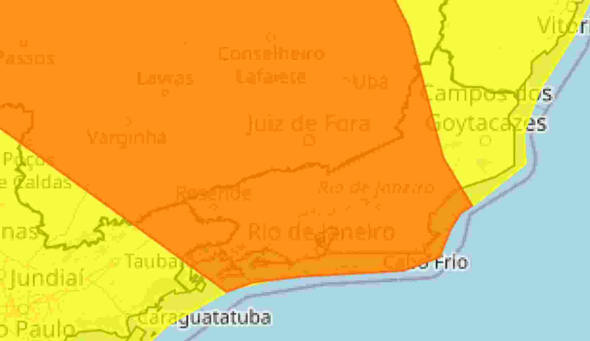 INMET emite alerta de perigo para chuvas intensas na região