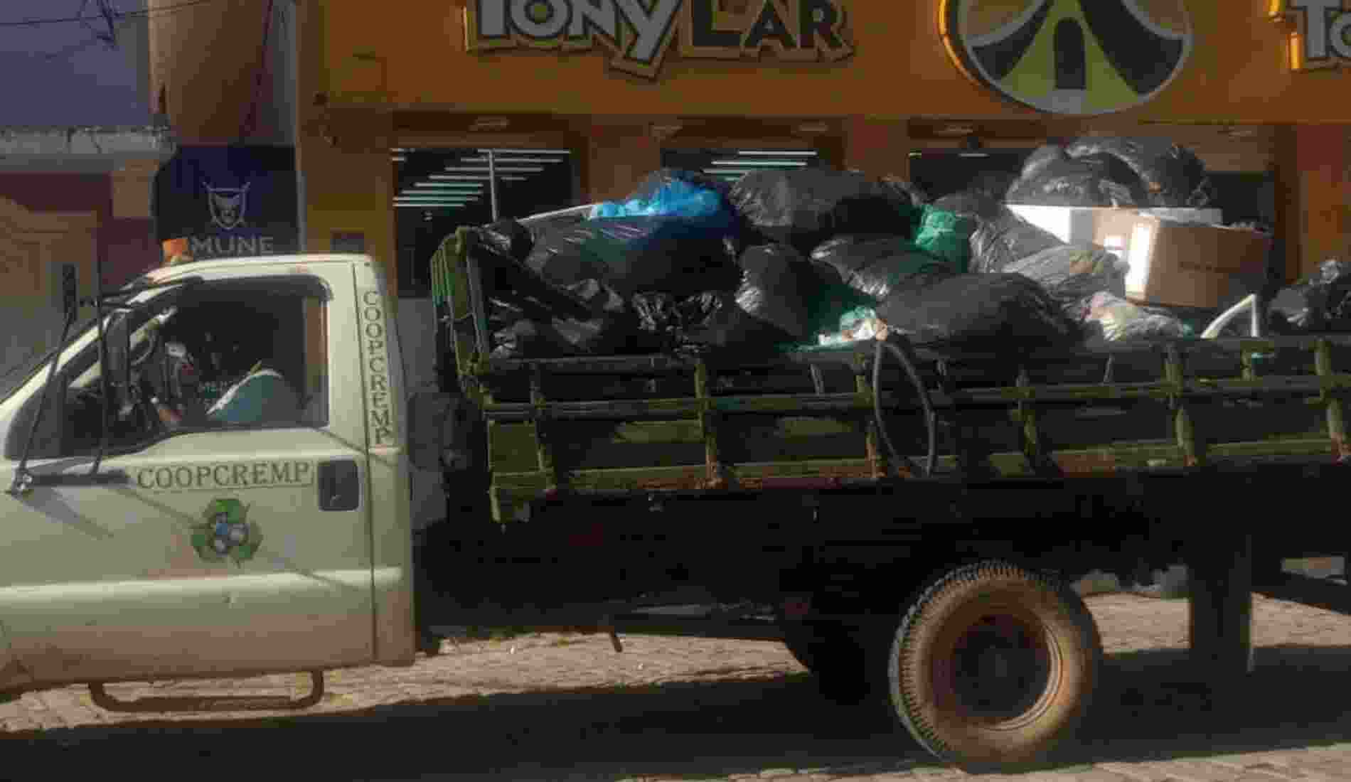 Cooperativa nega atraso de salários e diz que coleta segue normal em Porciúncula