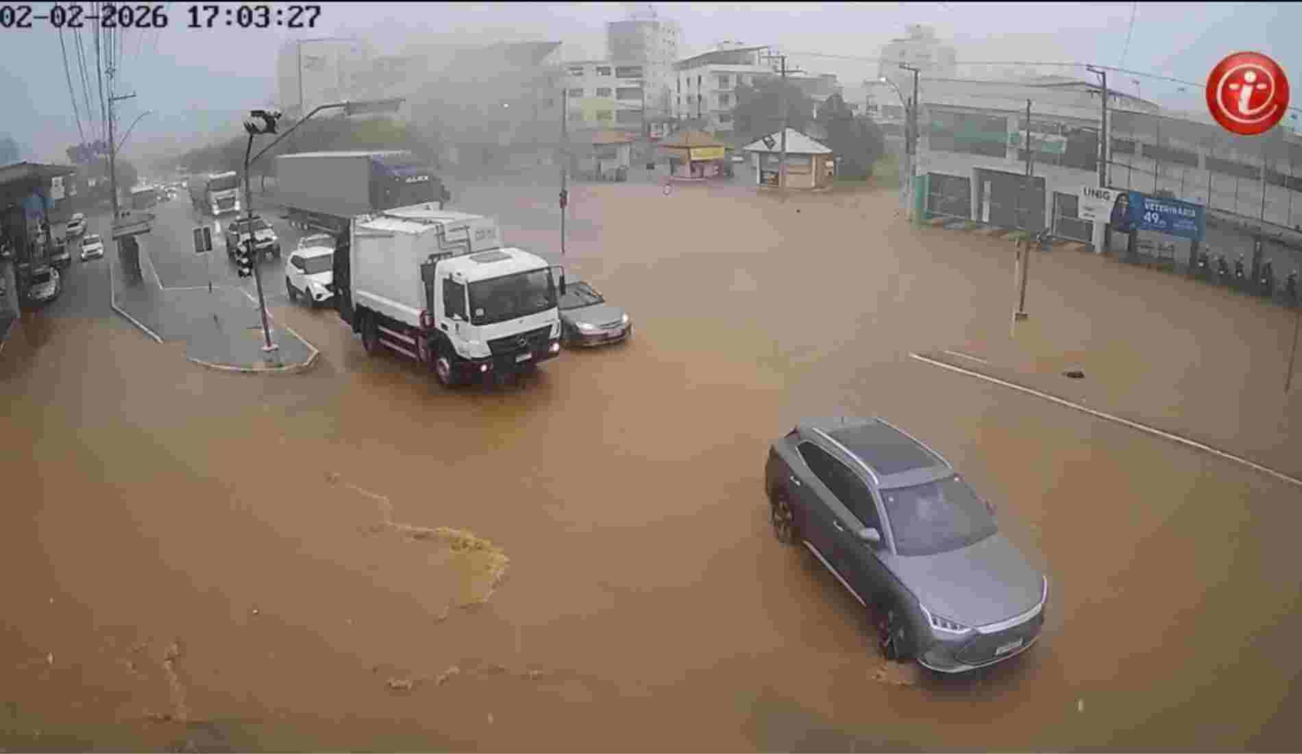 Câmeras ao vivo da Itanet batem recorde de acessos durante forte chuva em Itaperuna