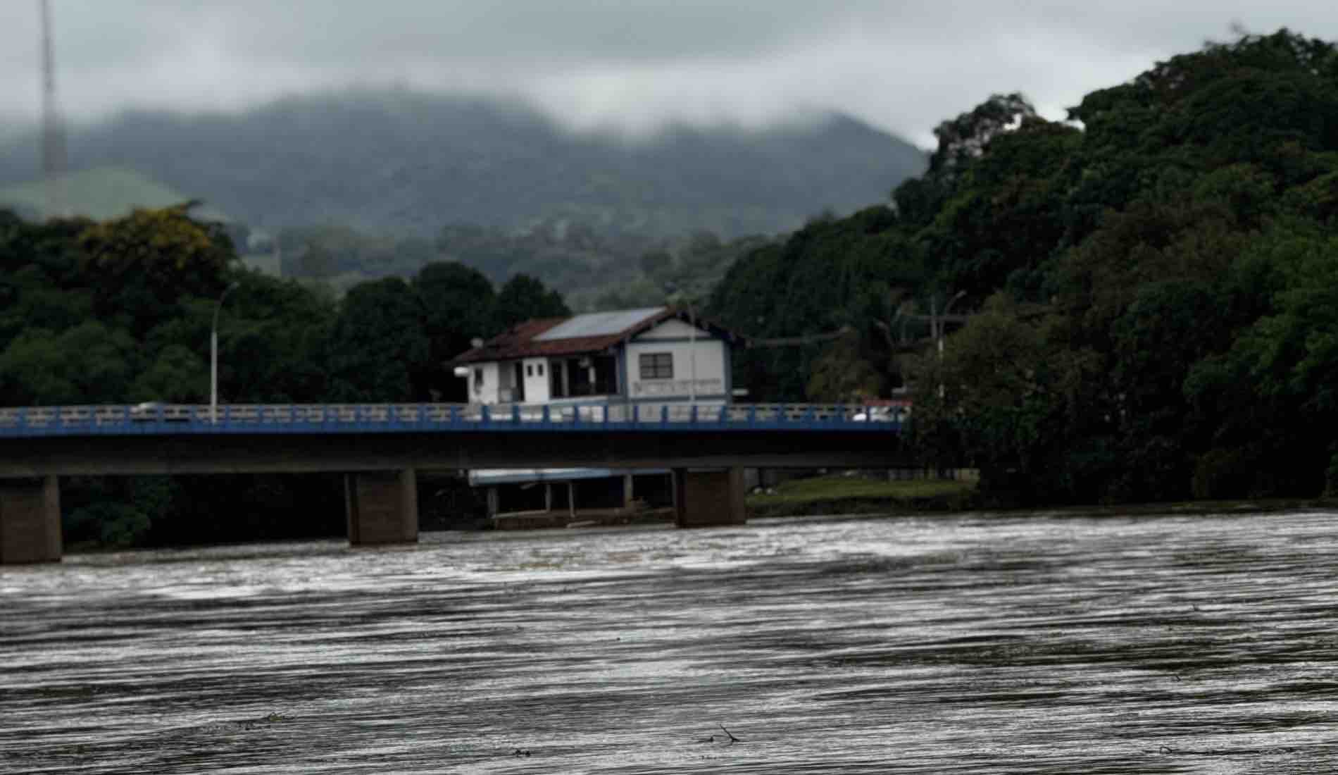 Rio Pomba atinge cota de Atenção em Pádua; Defesa Civil informa que não há risco de transbordo nas próximas 12h