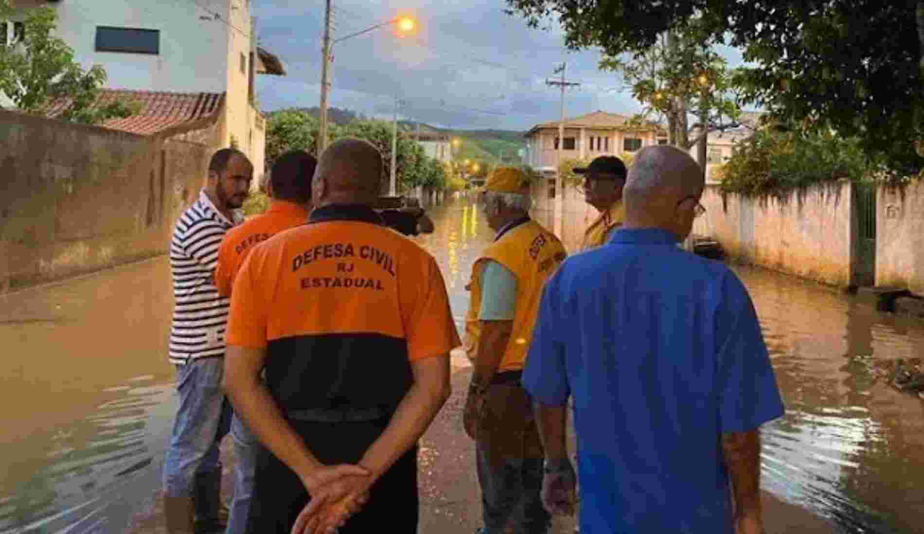 Governador do Rio decreta Itaperuna e mais sete municípios em situação de emergência atingidas pelas chuvas