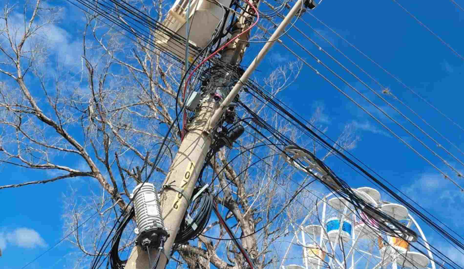 ‘Gato’ de energia é encontrado em parque de diversões em Itaperuna