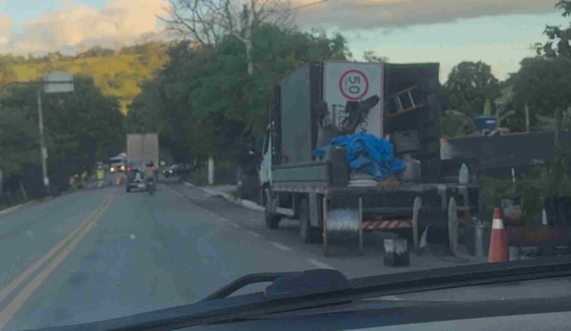 DER-RJ instala novos radares e câmeras na RJ-116 em Aperibé