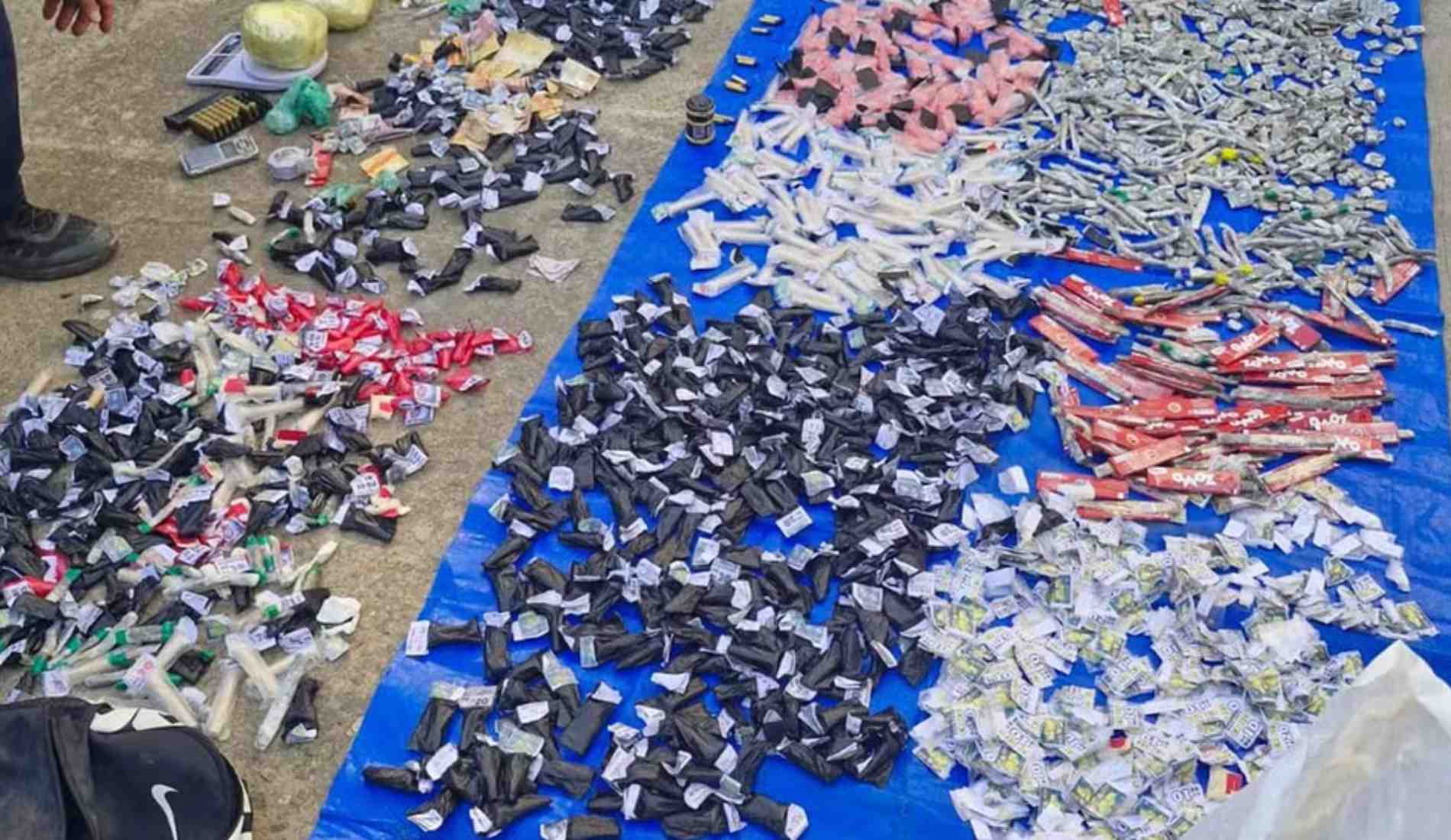 Operação em Itaperuna prende quatro pessoas e apreende drogas, munições e explosivo